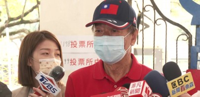 獨自現身投票！ 用「四字回應」新竹市長選舉　郭台銘：邪不勝正