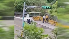 馬路都是我的停機坪？　直擊囂張直升機淡水道路違法載人起降