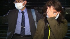 李世聰夫婦涉貪2100萬買精品！ 妻劉萍見媒體「驚嚇飆淚」