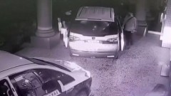 無視防疫！ 32人「擠貨櫃屋」聚賭　警破門全送辦