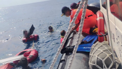 體力透支！ 8人浮潛美人洞漂外海　海巡救援