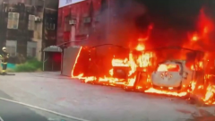 火燒車殃民宅！ 3人獲救「油箱蓋被打開」疑遭縱火