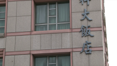 怪怪的！ 住飯店「每間門口被放便當」 民覺詭異嚇到不敢住