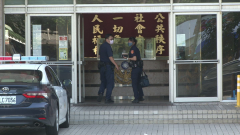 司機違停哀求「我是艱苦人」 警心軟「沒開單」挨行政處分